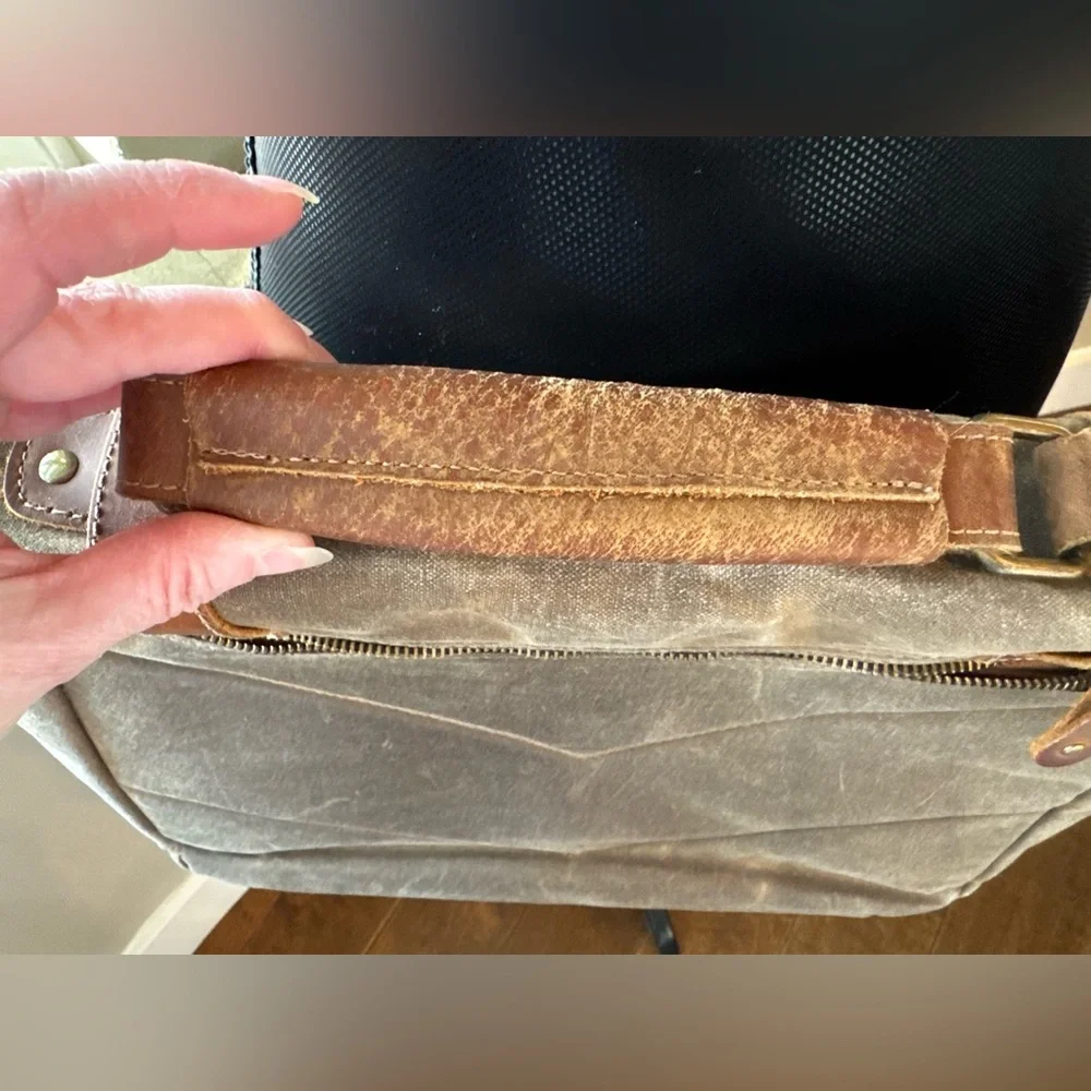 Vintage ZB Brown Canvas & Leather Adjustable Straps Messenger Bag